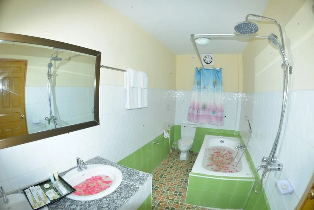 יאנגון New Golden Forward Hotel מיאנמר