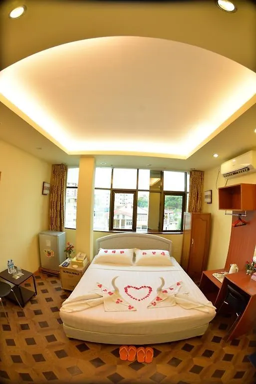 יאנגון New Golden Forward Hotel 3*,  מיאנמר