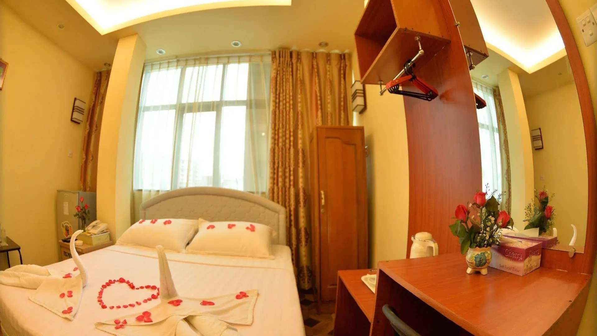 יאנגון New Golden Forward Hotel