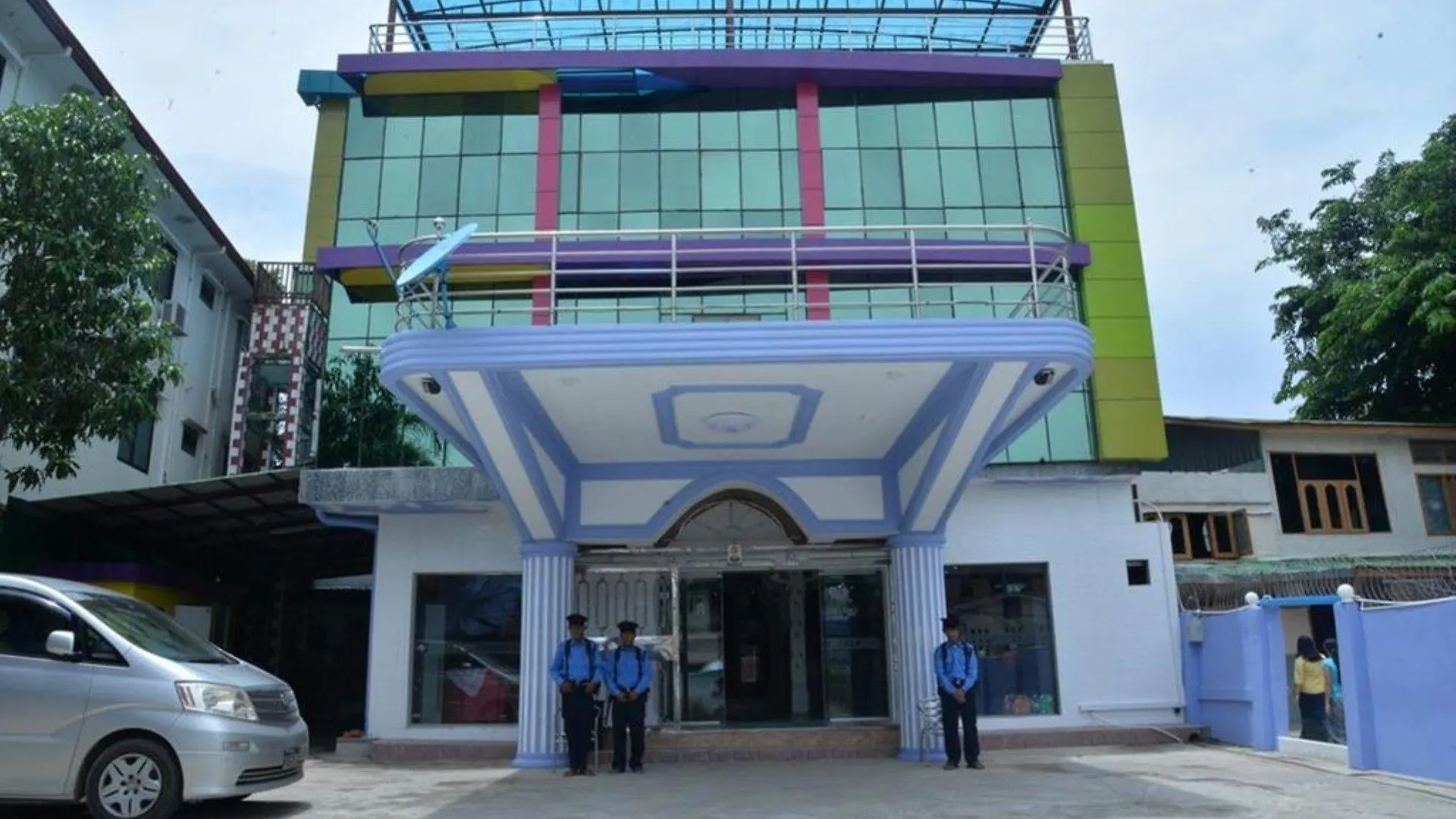 יאנגון New Golden Forward Hotel