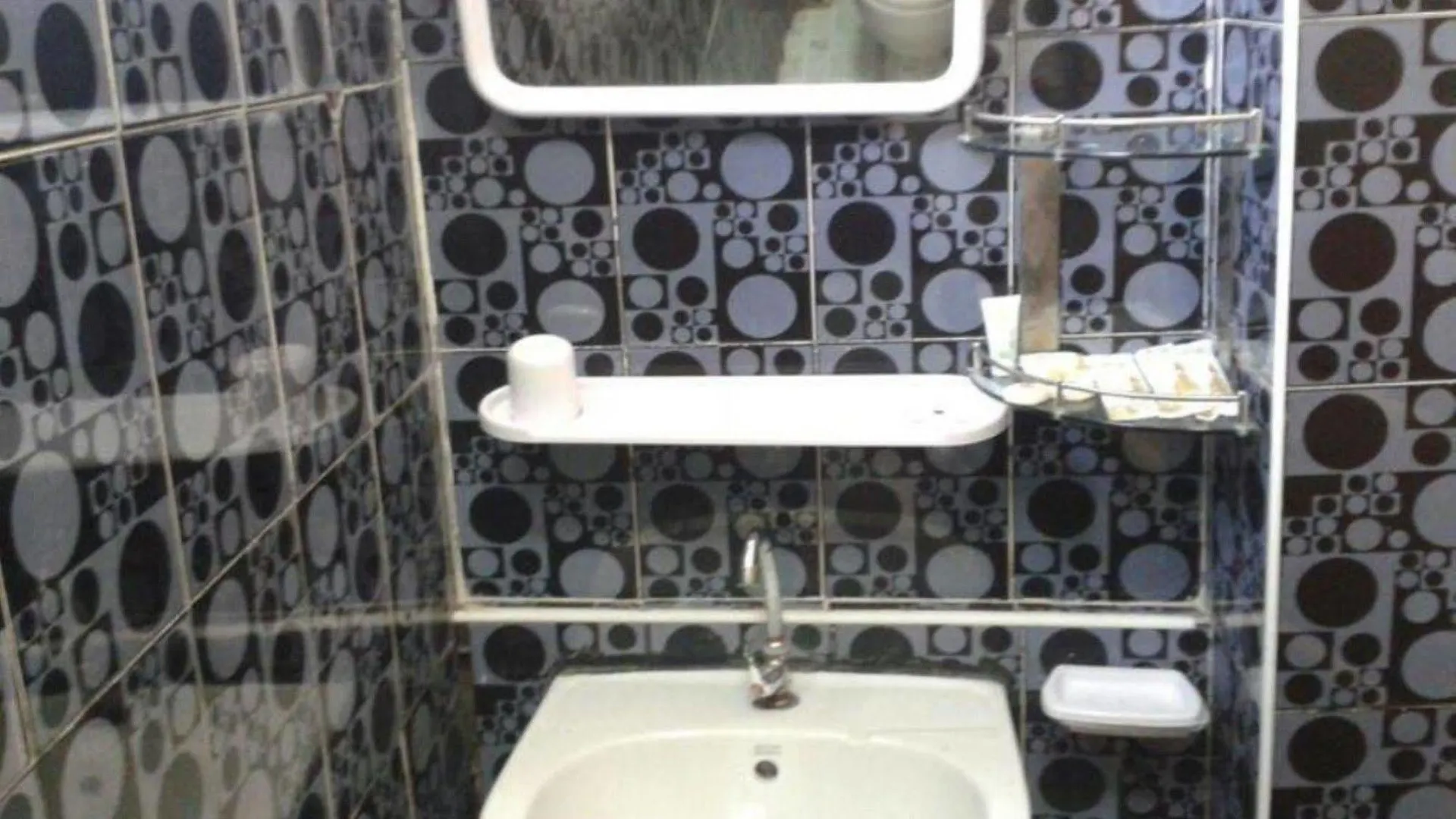 יאנגון New Golden Forward Hotel 3*,  מיאנמר