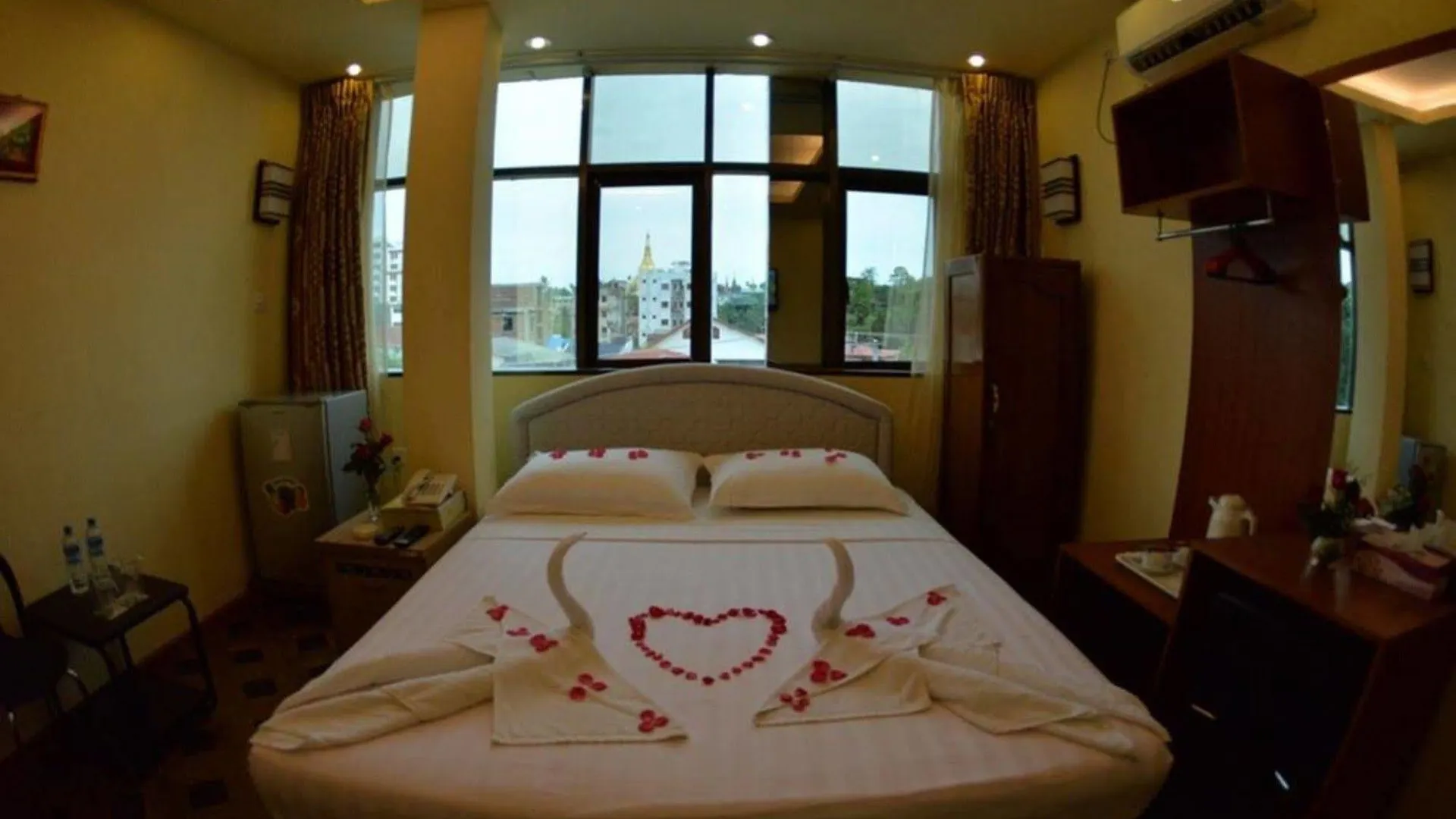 יאנגון New Golden Forward Hotel