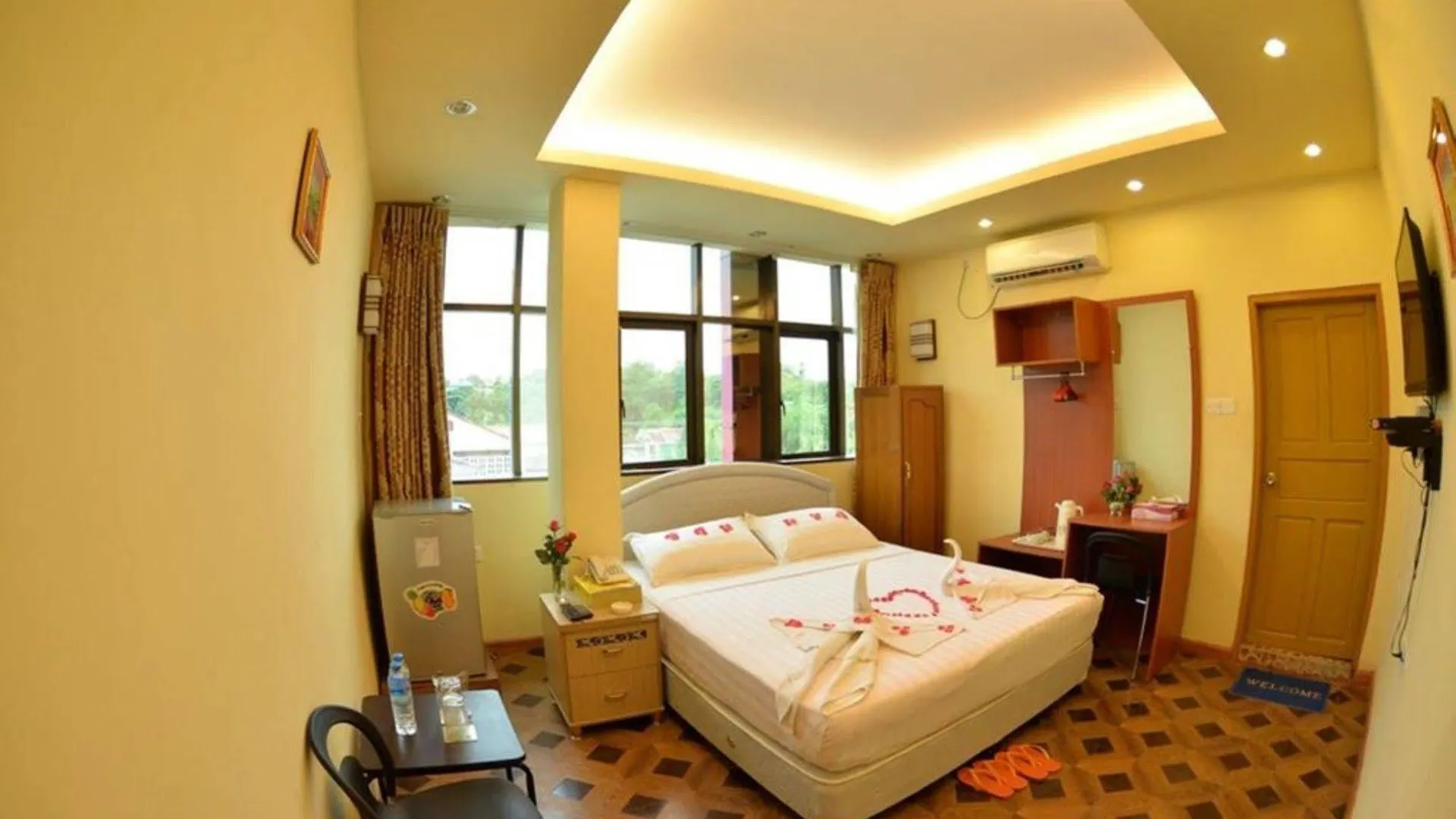 יאנגון New Golden Forward Hotel