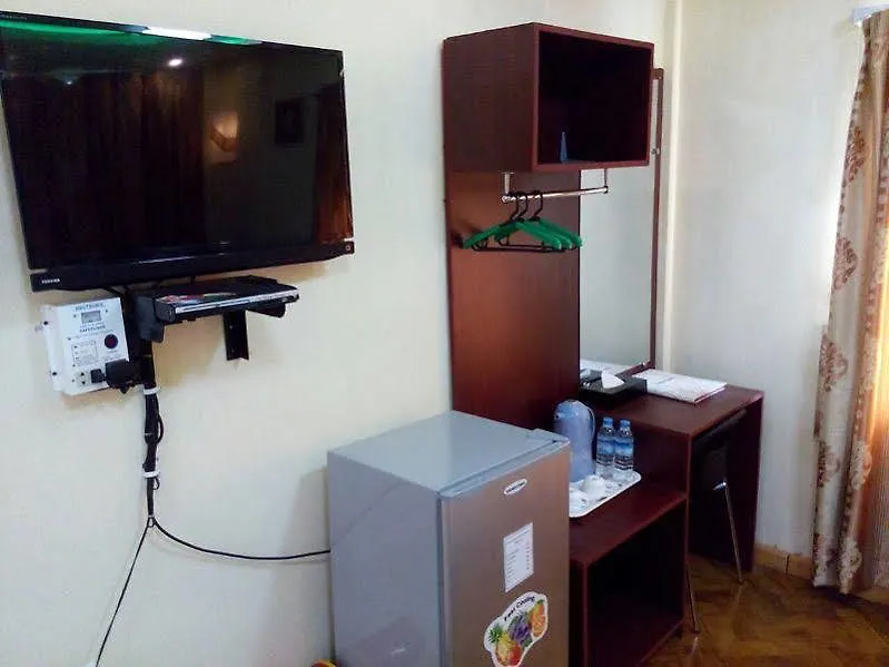 New Golden Forward Hotel Yangon