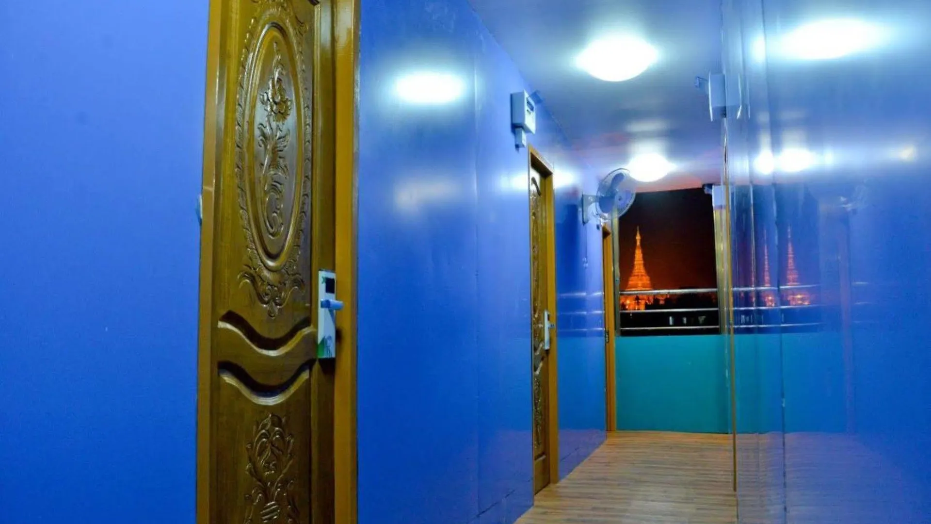 New Golden Forward Hotel Yangon 3*,